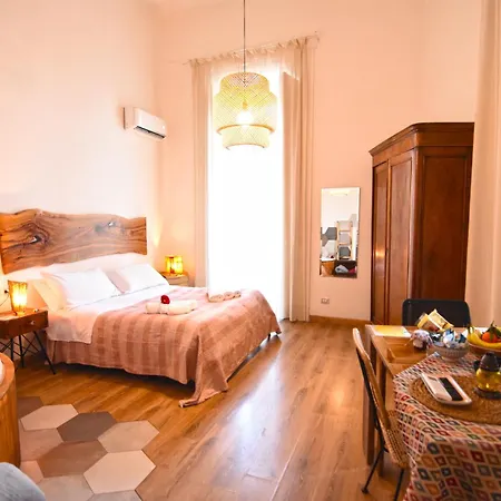 Pensjonat Sunrise Luxury Neapol