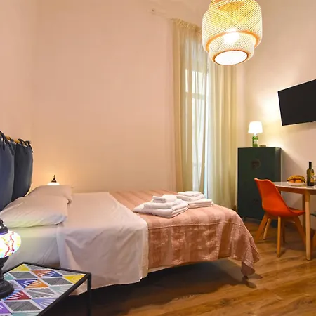 Sunrise Luxury 4* Nápoly